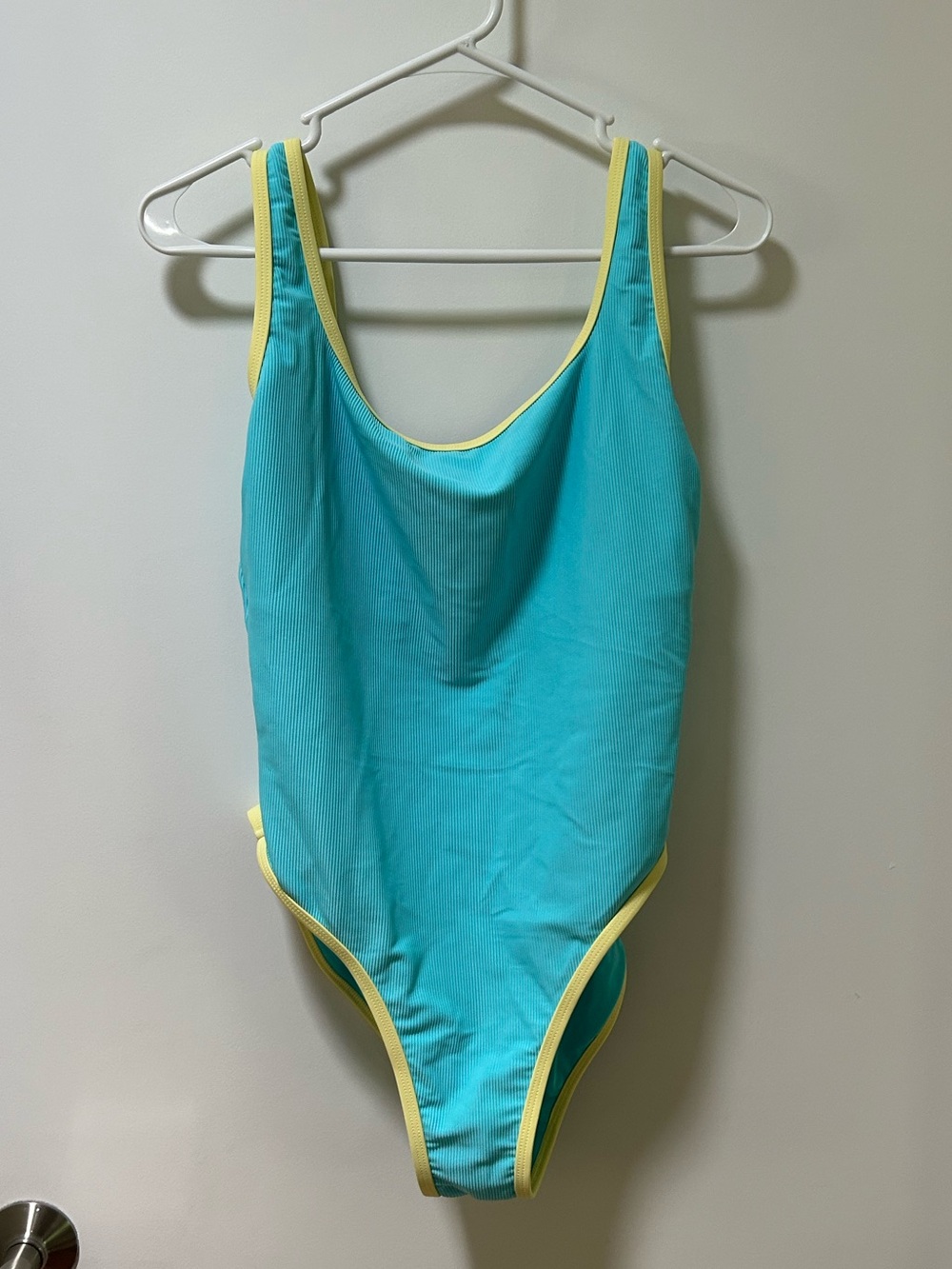Lainsnow Ocean Isle One Piece Bathing Suit Size XL Blue/Yellow
